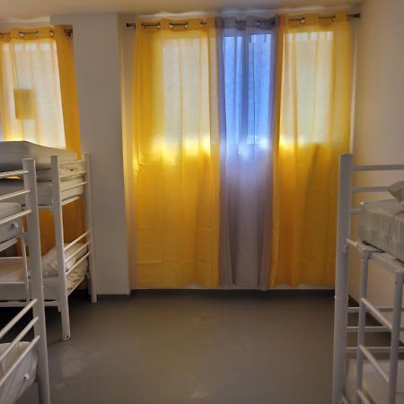 Albergue De Caldas De Reis Urraca المظهر الخارجي الصورة